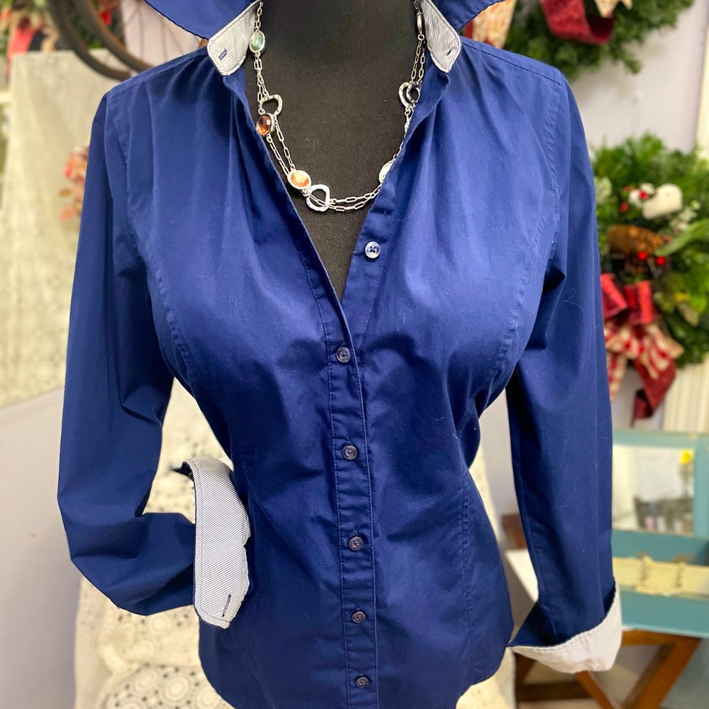 George Navy Blue cotton mix button down shirt. Great design, shapely look. S 7